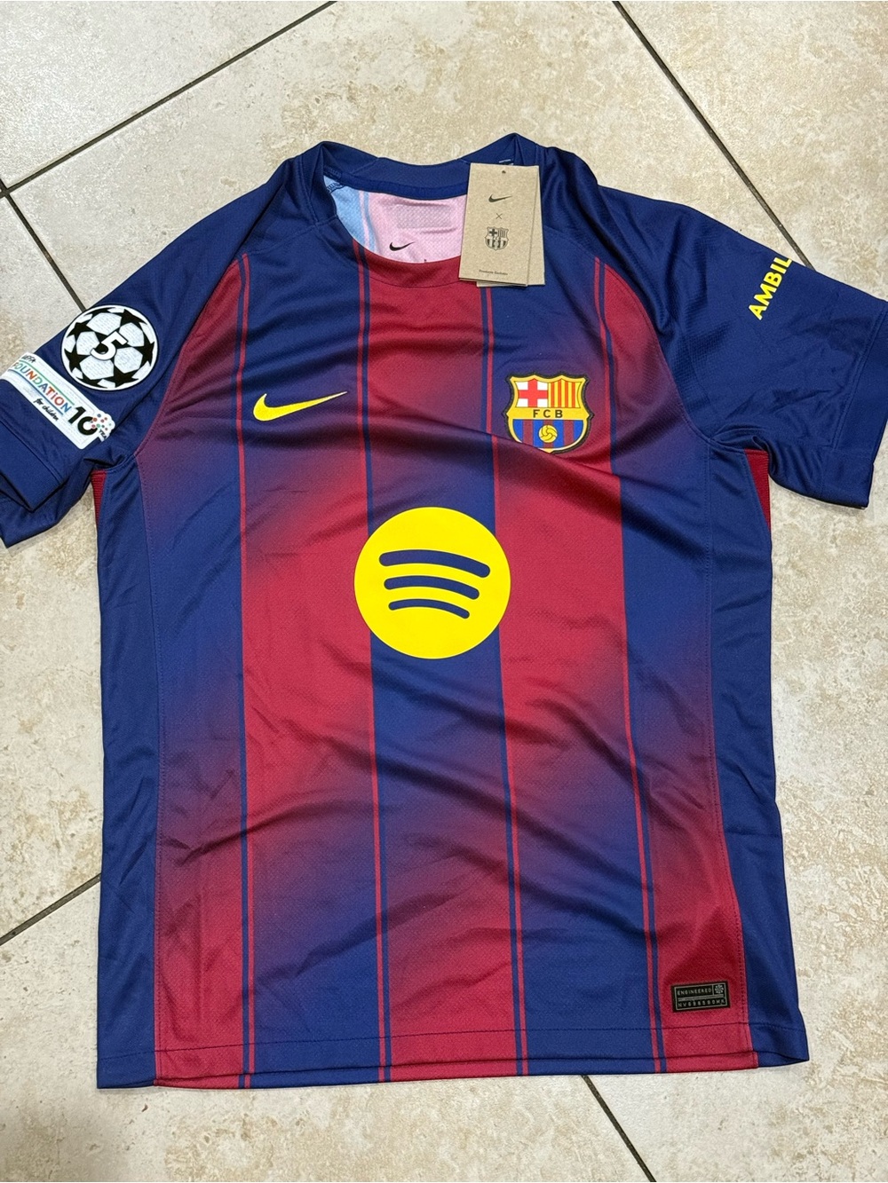 Barcelona 25/26 Home Jersey Lamine Yamal #10 MEDIUM